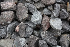 Tauerngneis Ziersplitt Grau-silber